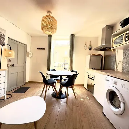 A 200m Du Gardon Apartment *